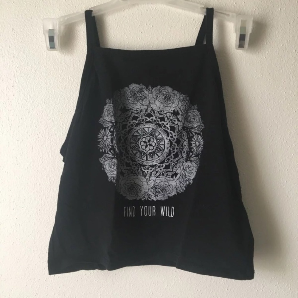Crop top